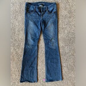 American Eagle jeans. Size 10 X-Long. Medium blue color.